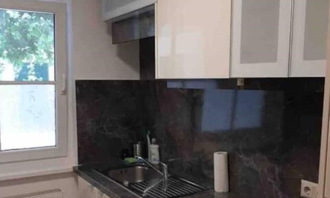 Vienna Apartment | Moderne Wohnung & Parken, in der Nähe von Metro U1