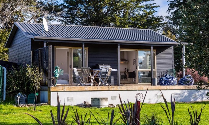 Martinborough House | Mokomoko Cottage