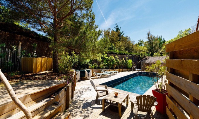 Moliets-et-Maa Villa | Moliets villa with pool La Maison Flôttée