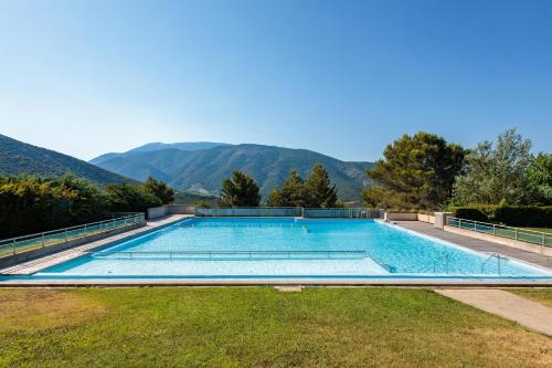 Mollans-sur-Ouveze House | Mollansart - Vue montagne