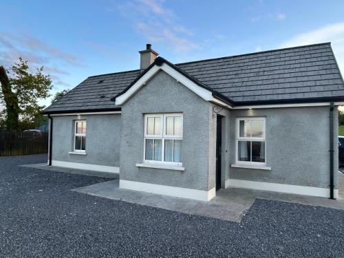 Enniskillen House | Mollys Cottage Molly Road Doon Derrylin