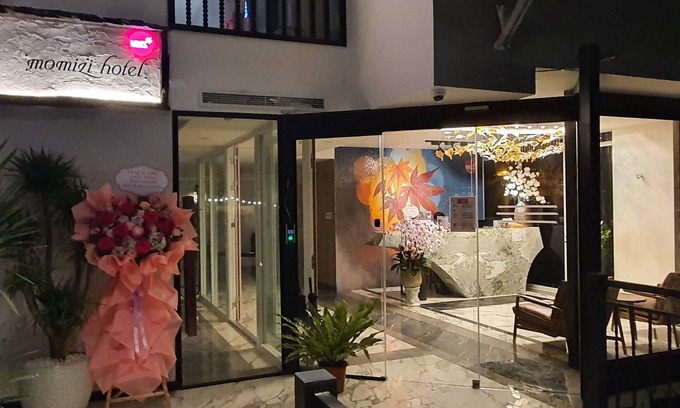 Cong Vi Hotel | MOMIZI HANOI 2 - PHAN KE BINH