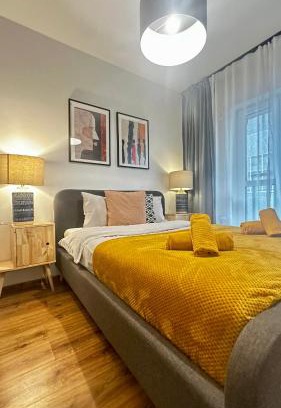 Srodmiescie Apartment | MOMOApart - Słowiański Skwer