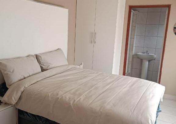 Tzaneen House | Monate things guest house