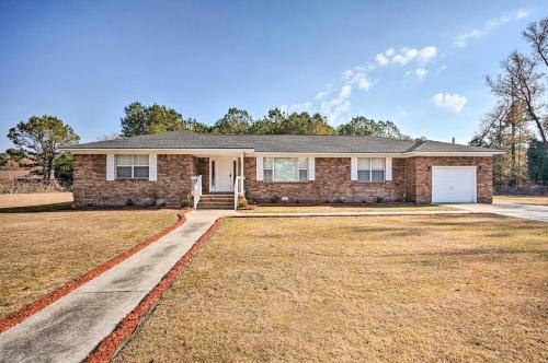 Moncks Corner House | Moncks Corner Home with Yard Near Lake Moultrie