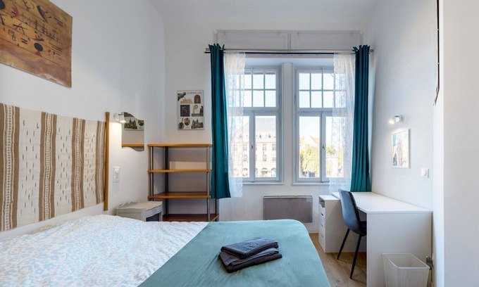 Nouvelle Ville Apartment | Mondon 3 arcades 3 rooms 2 showers