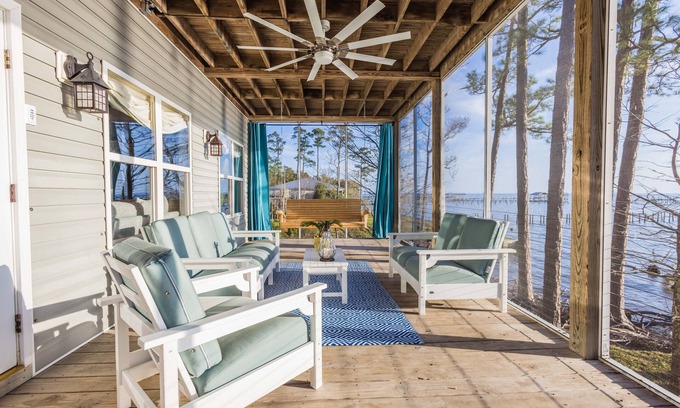 Foley House | Monet On The Bay I- Elevator, Hot Tub, Pier, Stunning 5 Star View!