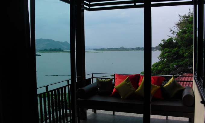 Kanchanaburi Hotel | Monsane River Kwai Resort