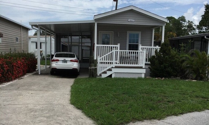 Trailer Estates House | Monthly Discounts Apply and will be reflected on your price quote.