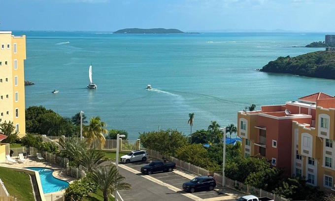 Sardinera Apartment | Monti's Luxury Apt @ Peña Mar Ocean Club.