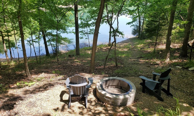 Lost Bridge Village House | Moon Beam-Lakefront-Community Pool & Lost Bridge Marina Nearby