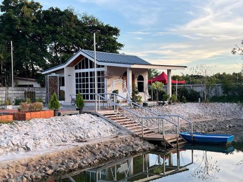 Udon Thani House | Moon Stars Mars Homestay