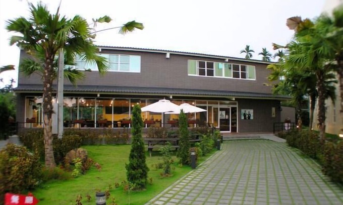 Zhongpu Hotel | Moon Villa