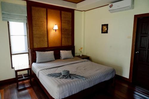 Ko Chang Resort | Moonlit Garden