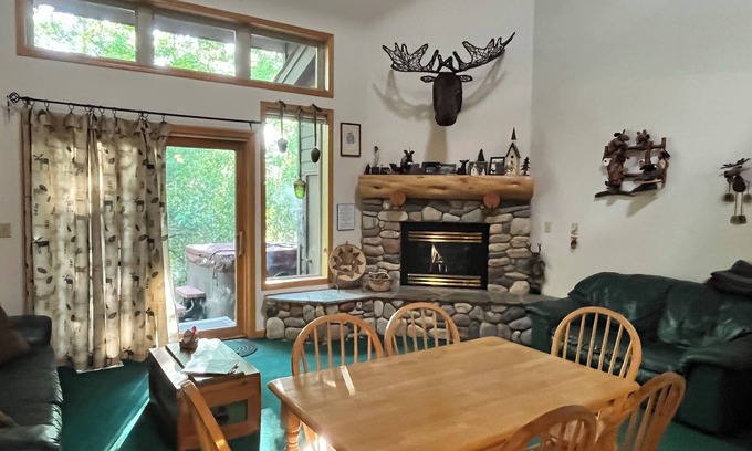 Red Lodge House | "Moose Hollow" Townhome @ Red Lodge Mountain Country Club Estates - Creekside 6C