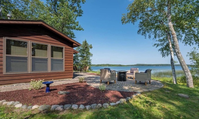 Cohasset Cabin | Moose Point Lookout - Two Bedroom cabin- Sunroom, Dock and Private Beach + Kayaks & Paddle Board