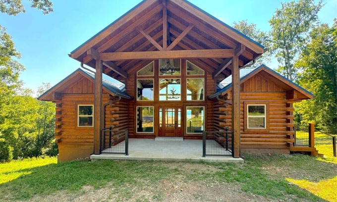 Sylvan Shores Cabin | Moosehead Lodge Lakeview