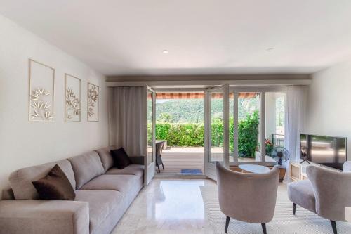 Morcote Apartment | Morcote Romance by Quokka 360 - flat with patio and communal pool