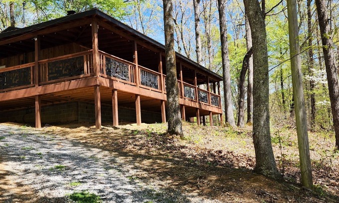 Deerfoot Park Estates Cottage | Morning Glory