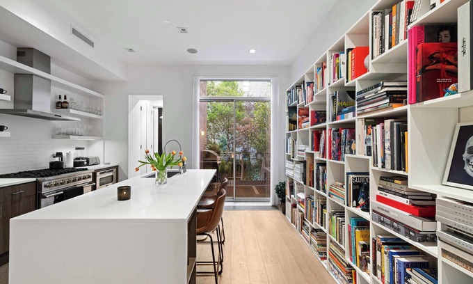 Manhattan Valley House | Morningside Manor by RoveTravel |Upper Westside TH