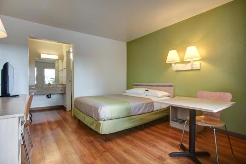 Elkton Hotel | Motel 6-Elkton, MD