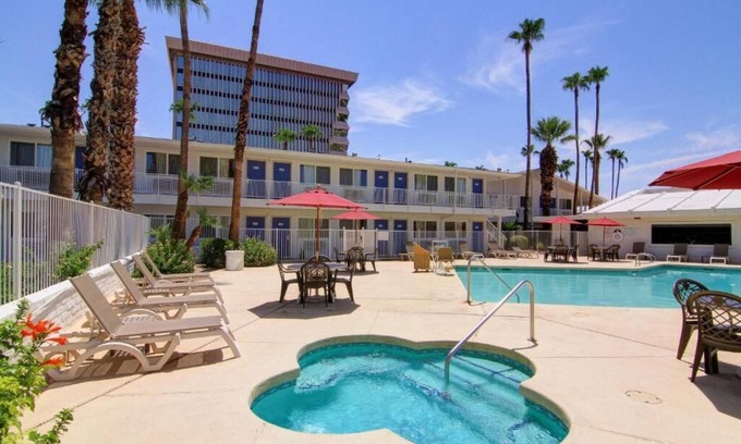 Fashion Square Hotel | Motel 6 Old town Scottsdale/Fashion Square