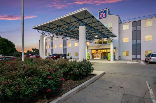Roswell Hotel | Motel 6-Roswell, NM