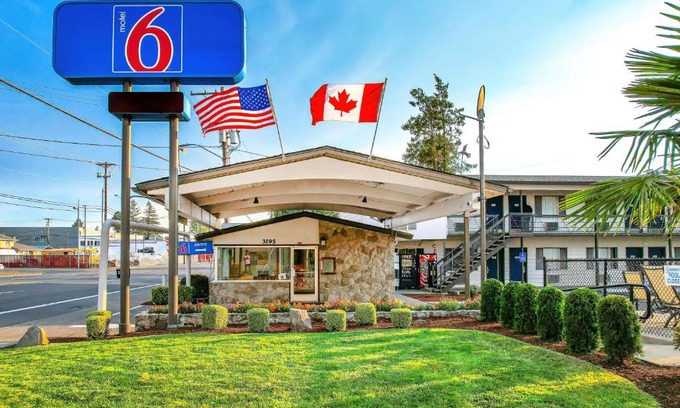 Salem Hotel | Motel 6-Salem, OR - Expo Center