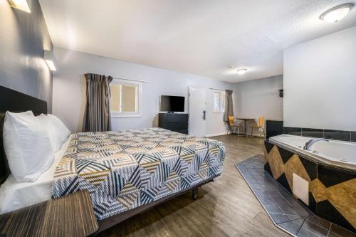 Point Pleasant - Toms River Hotel | Motel 6-Toms River, NJ