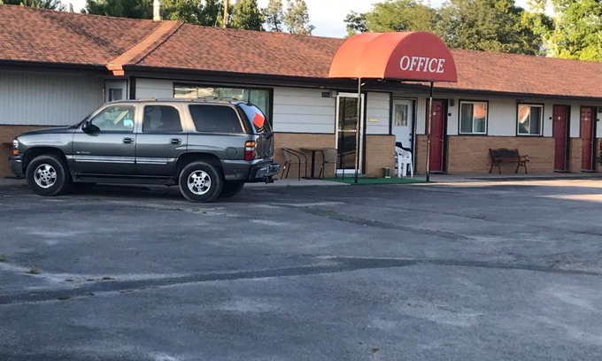 Chadron Hotel | Motel Grand