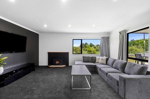 Motupipi House | Motupipi Magic