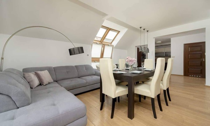 Krzyki Apartment | Motylkowa 23 | Bright Apartment | Near to Aquapark