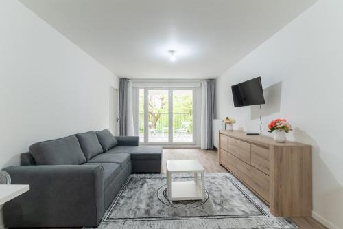 Bondy Apartment | Moulin à Vent Sud - Appt à 20 min de Paris