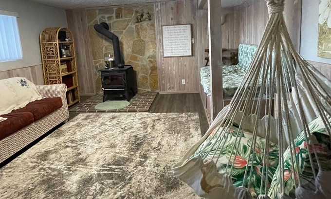 Roy House | Mountain and recreation at your finger tips
