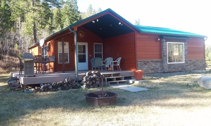 Monarch House | Mountain Cabin Getaway with Numerous Outdoor Recreation Opportunities