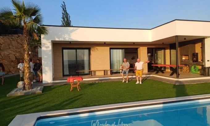 Pozo Alcon Cottage | Mountain experience with pool and BBQ in Pozo Alcón