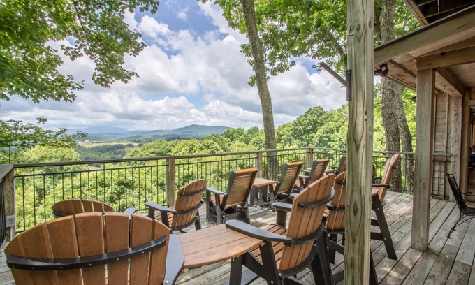 Boone Cabin | Mountain Home on Blue Ridge Parkway
