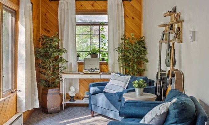Pocono Summit House | Mountain Oasis, Hot Tub, Game Room, Fire Pit