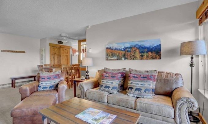 Steamboat Springs Apartment | Mountain Ridge Retreat