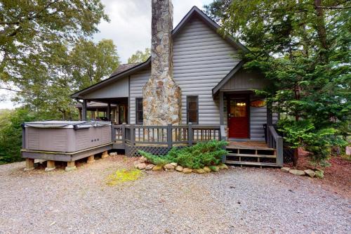 Mineral Bluff House | Mountain Rivers Lodge