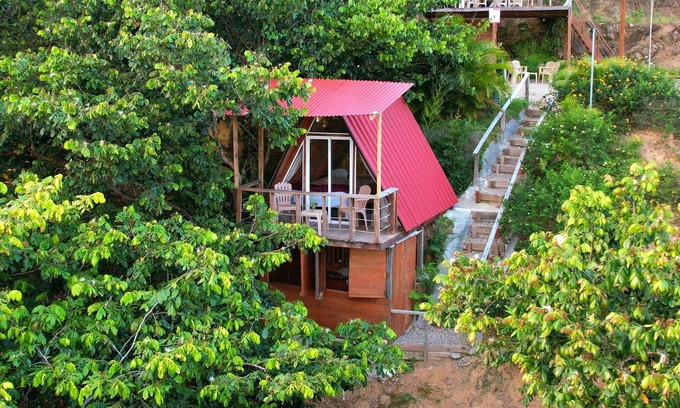 Santiago de los Caballeros Cabin | Mountain Top Cabin with Unique View 35 minutes from the city!