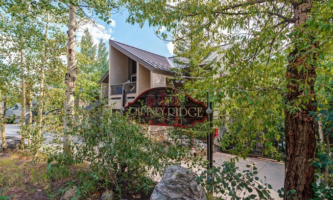 Four O'Clock House | Mountain townhome just minutes to all Breckenridge has to offer!