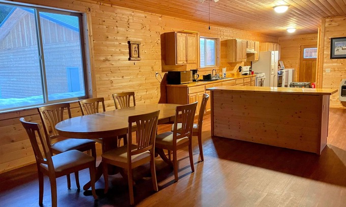 Elk City House | Mountain View Cabin
