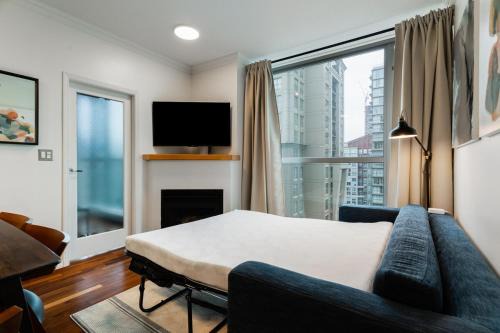 Central Apartment | Mountain View Condo with Free Parking and Sleeps 6 Guests