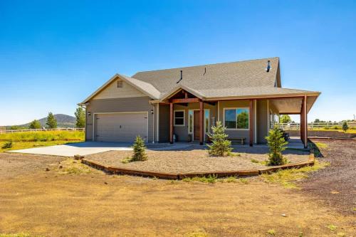 Flagstaff House | Mountain View Country Farmhouse