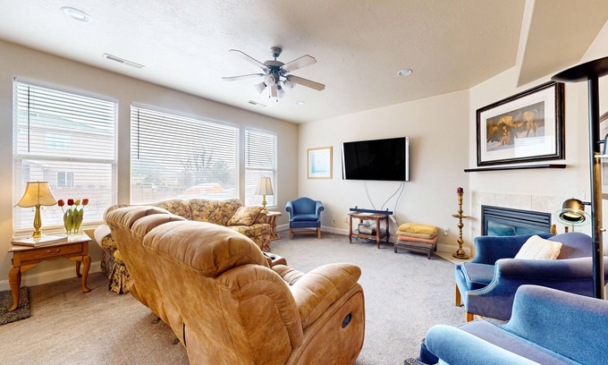 Cedar City House | Mountain view dog-friendly home with enclosed yard, jetted tub, desk, grill, AC