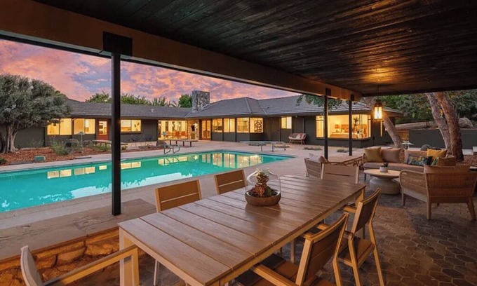 Altadena House | Mountain-View Estate GuestHouse: Tennis, Pool, Gym & Patio