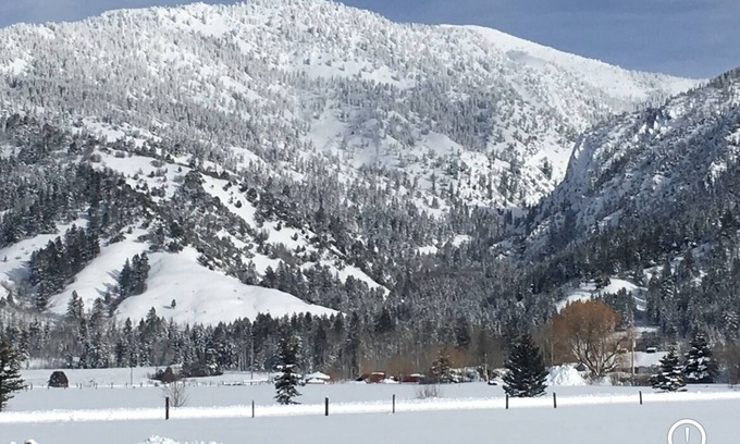 Etna House | Mountain View, Sleeps 11, Snowmobiling, Fishing, Fire pit, Grand Tetons