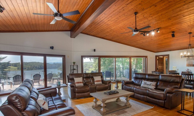 Wilkesboro House | Mountains and Lakefront Escape
