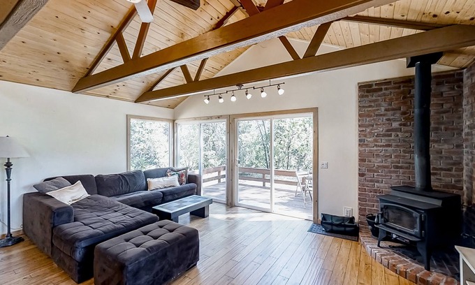 Cascadel Woods House | Mountainside home, dog-friendly, with deck, fireplace, washer/dryer, & WiFi